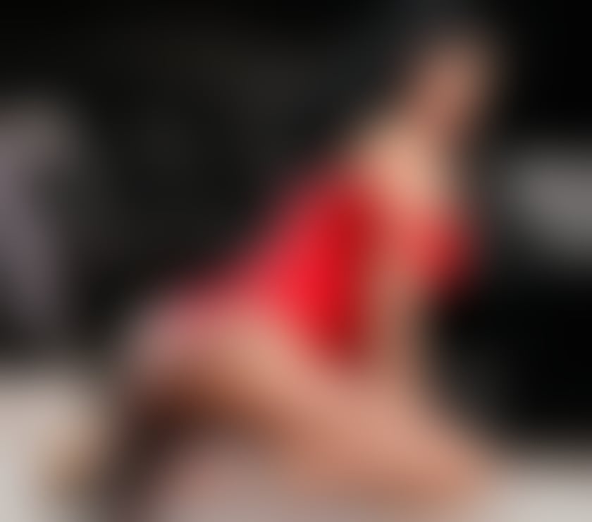 Escorts Brighton City Centre Brighton - Photos for Laura New in Town Party girl