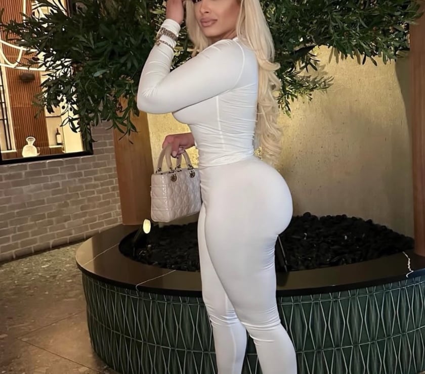 Escort Gants Hill East London - Photos for HELLO I AM REBECCA NEW ESCORT 🔞 ON TOWN!