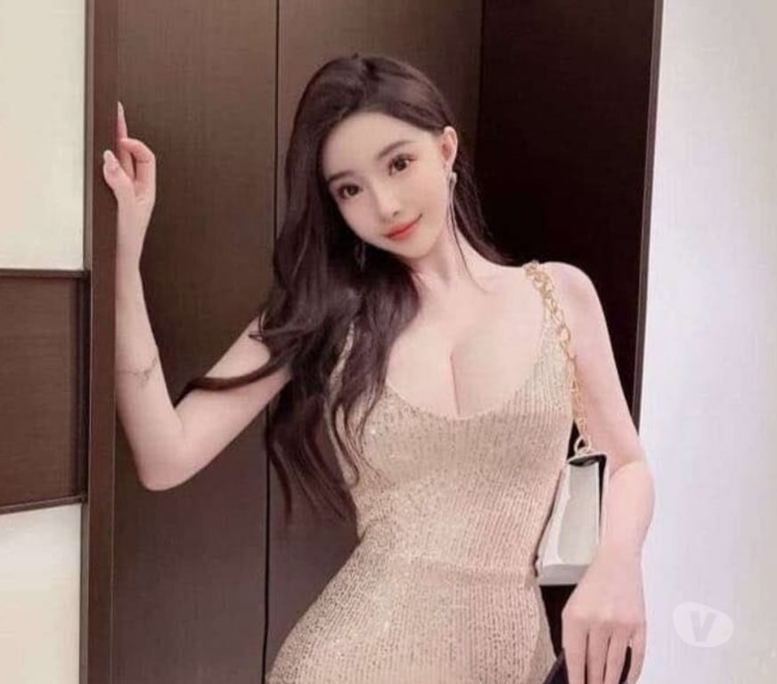 Escorts South West London Tooting Broadway Station - South West London - Photos for 💋An Asian girl very friendly and fun, NEW