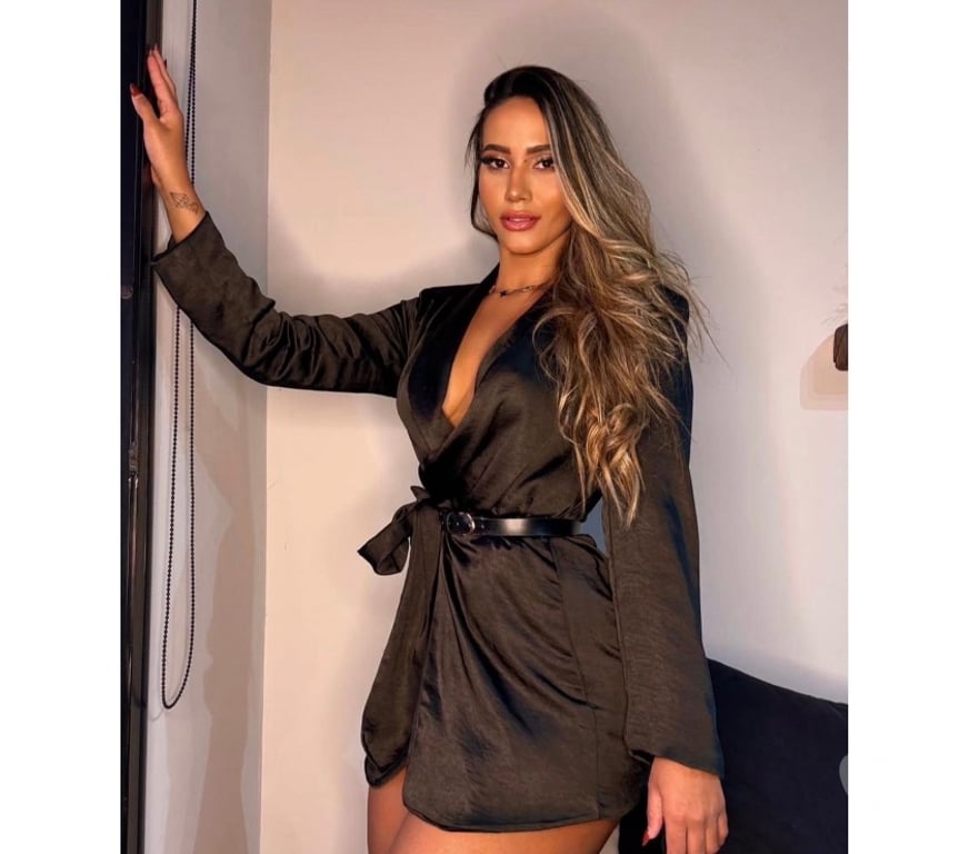 Escorts East London Canary Wharf - East London - Photos for Brazilian 🇧🇷 Model GFE ❤️ PARTY 🎉 FANTASY