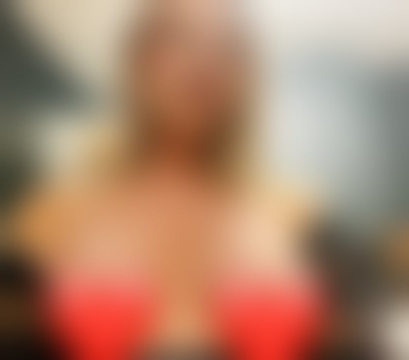 Trans Escorts Derbyshire South Derbyshire - Photos for Feminine and curvy trans woman
