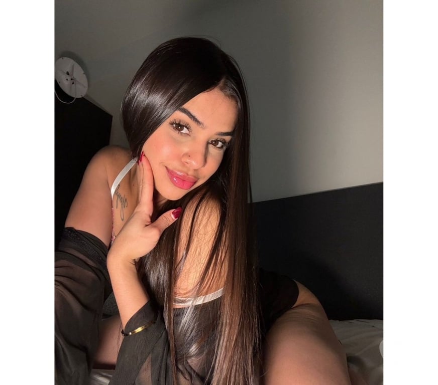 Escorts Cheshire East Crewe - Cheshire East - Photos for Duo girls🥰🥰 Real photo😍😍