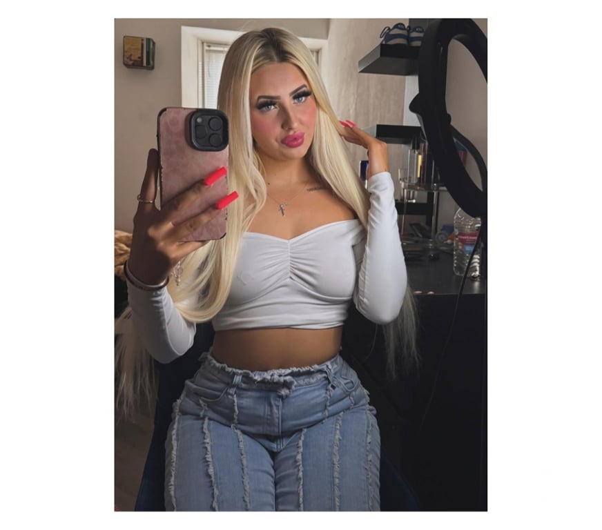 Escorts York York City Centre - York - Photos for Beautiful simle,positive energy