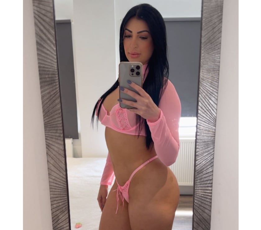Escort Reading Town Centre Reading - Photos for 💦ANTONELLA ❌CURVY BODY❌🔞 GFE💦