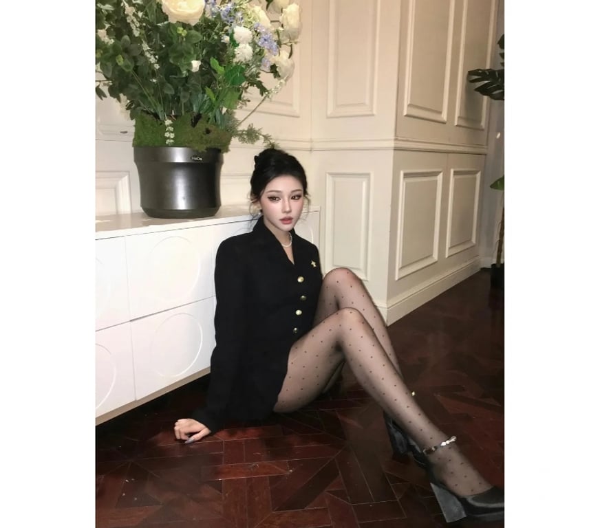 Escorts Edinburgh Edinburgh - Edinburgh - Photos for Hot Japanese girl want to Massage you
