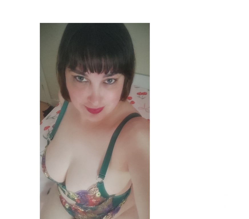 Escorts North West London Willesden Green - North West London - Photos for SWEET CHARMING ANNE HERE 😘💝