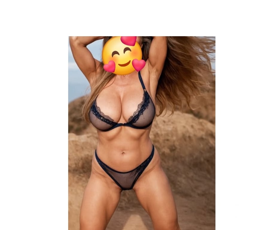 Escorts Merseyside Liverpool - Photos for Just arrived PARTY 🥳 DON’T ASK ABOUT BAREBACK