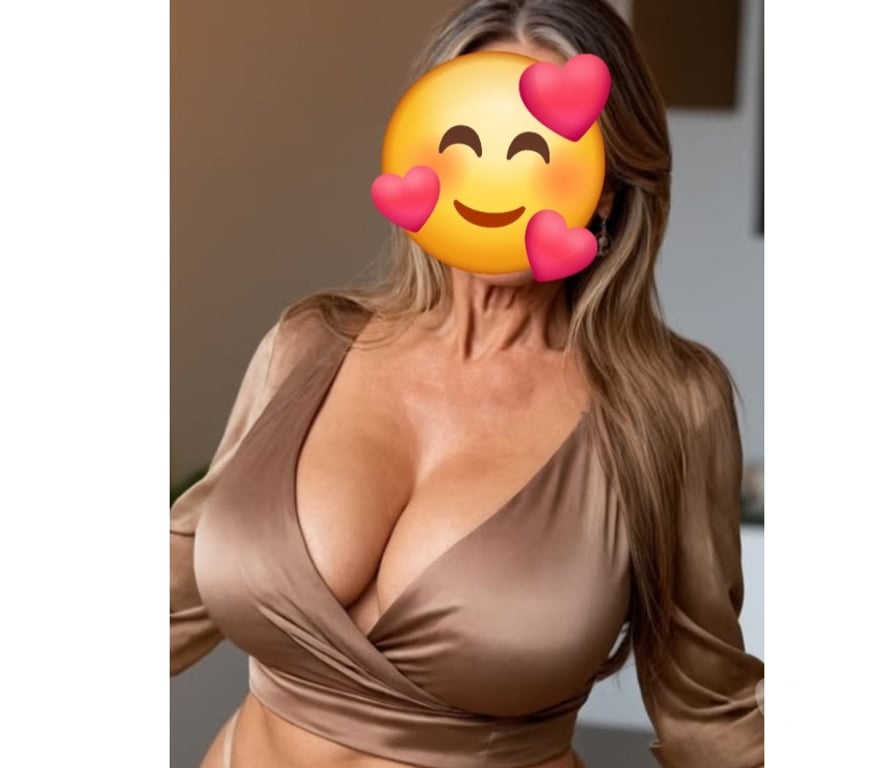 Escorts Merseyside Liverpool - Photos for Just arrived PARTY 🥳 DON’T ASK ABOUT BAREBACK
