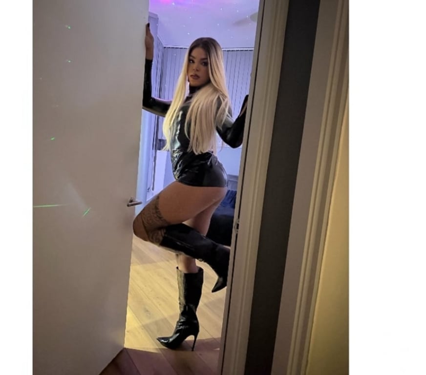 Trans Escorts York York City Centre - York - Photos for My name is Loret I'm 29 years old, I'm Brazilian