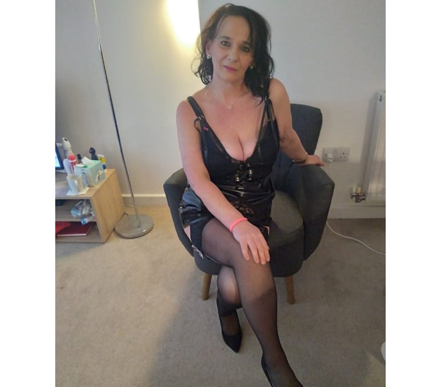 Escorts Bedfordshire Luton - Photos for Luiza- mature lady from POLAND