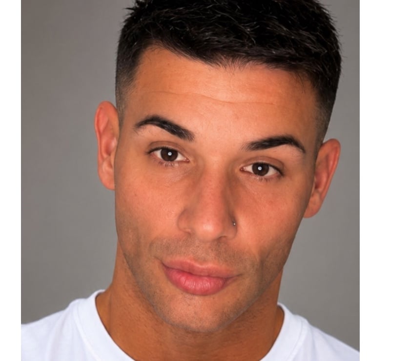 Gay Escorts Paisley Renfrewshire - Photos for massages, sexy sessions and more with a Spanish guy