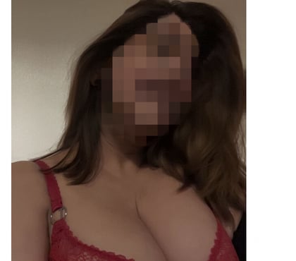  Escorts & Erotic Massage Dunstable Central Bedfordshire - Photos for NADIA KHAN BASED IN LUTON 🍆💦🍑💕🇵🇰🫦👅