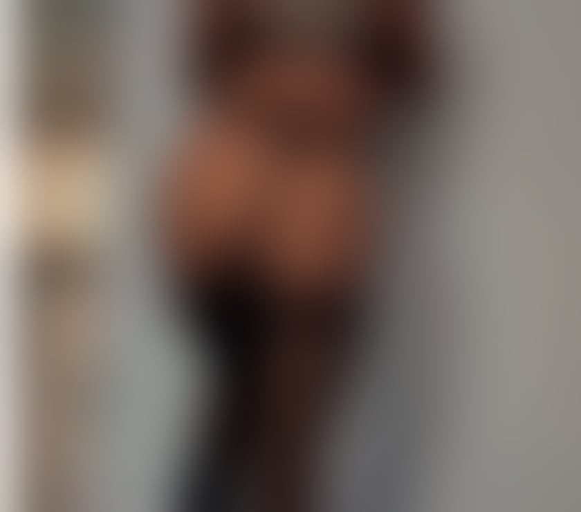 Escorts Dorset Bournemouth, Christchurch and Poole - Photos for Miss Megan 100 percent GENUINE ENGLISH ESCORT!!!!!