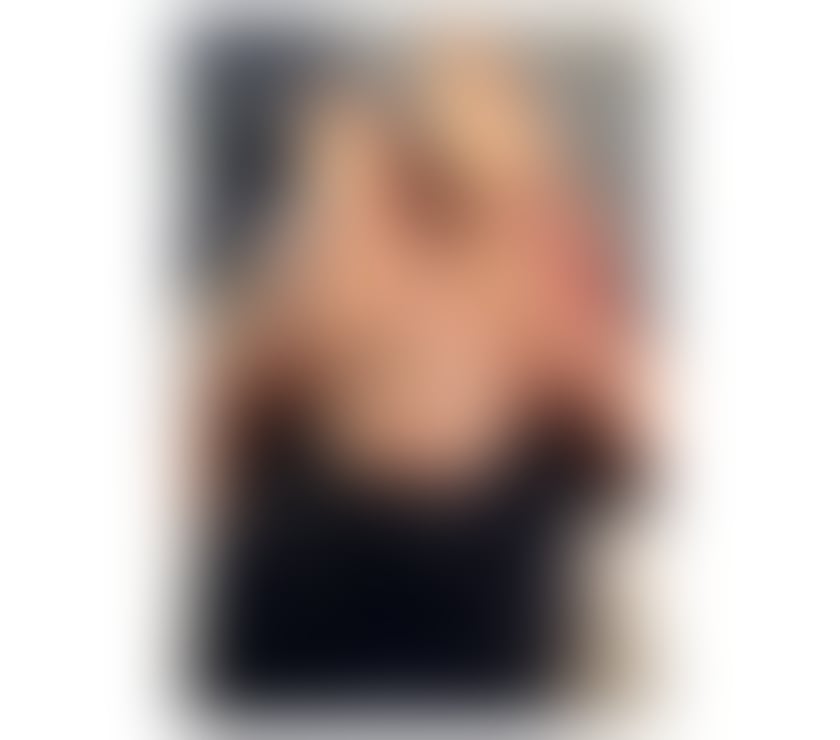 Escorts Gloucestershire Gloucester - Photos for Samanta Brazilian girl