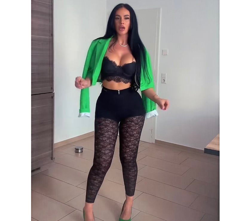 Escort Dentons Green Saint Helens - Photos for New in area 💕Gyna 💕Party