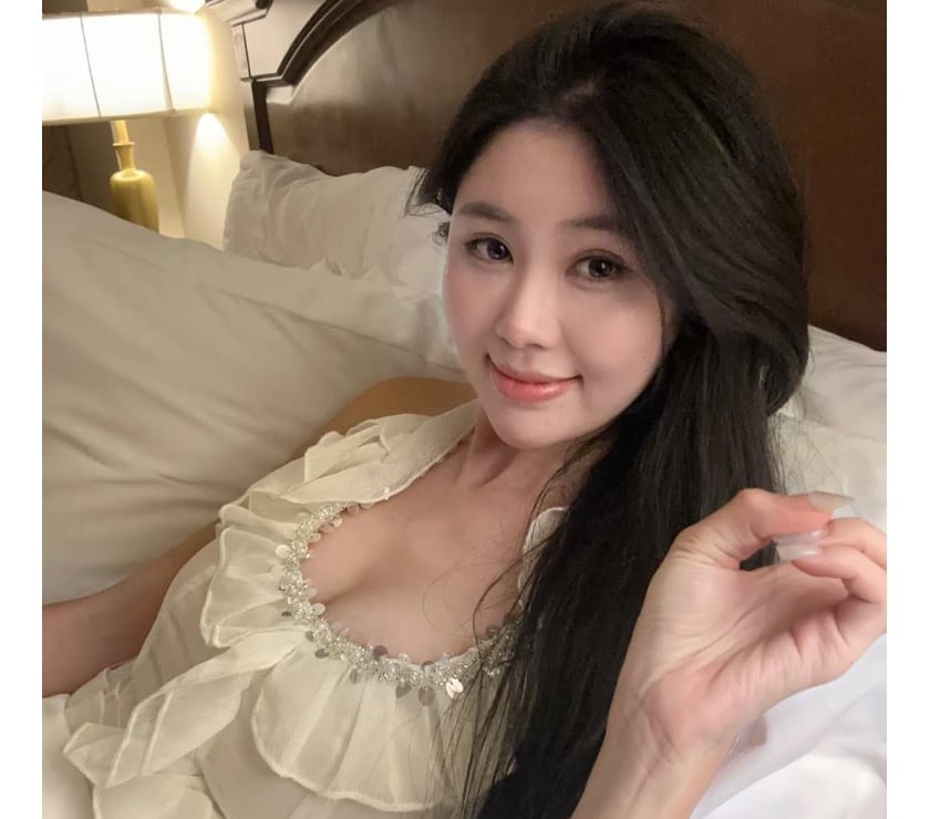 Photos for Gorgeous💕Japanese ESCORT Hot🌹Kettering 07904054195