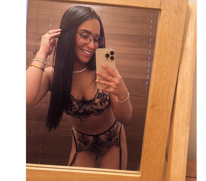  Escorts & Erotic Massage Peterborough City Centre Peterborough - Photos for BRAZILIAN🔥PARTY😈SEXY💦