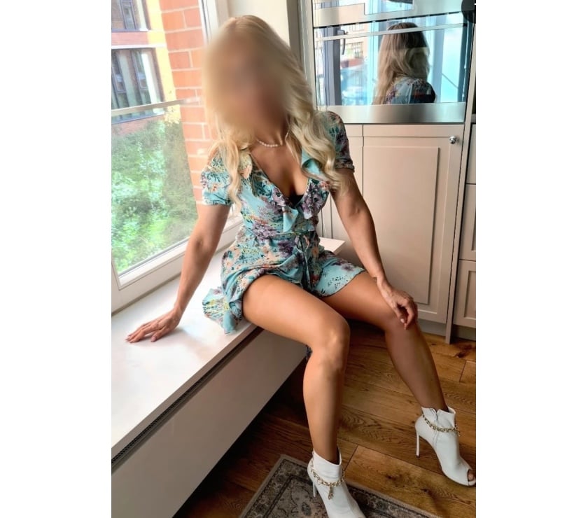 Escorts Kent Ashford - Photos for 💎 Classy Polish Blonde | 36 | Exclusive GFE 💎