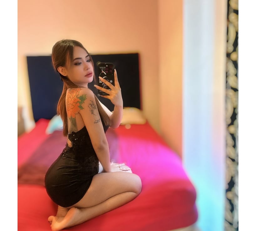 Escorts West Sussex Crawley - Photos for 🔥Sexy Tiny Thai Girl in Town REAL PICS 💯🔥