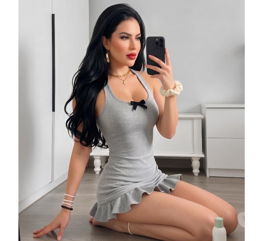 Escorts Hertfordshire Watford - Photos for 🇧🇷NEW JULIA 🇧🇷 BIG ASS 🍑PARTY GIRL🔥