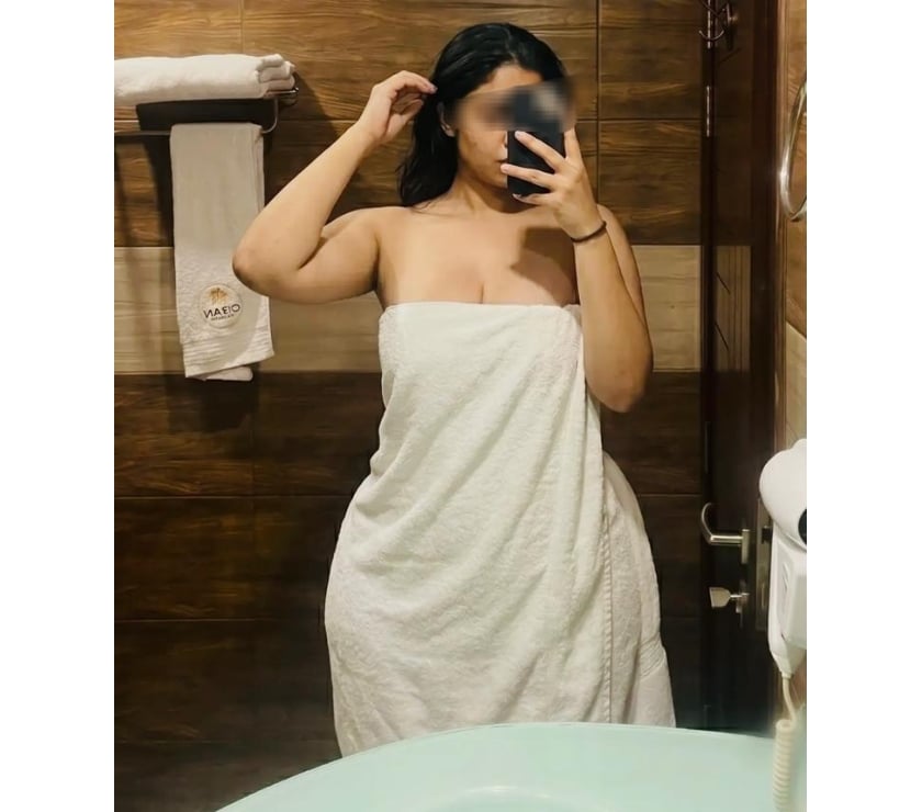 Escorts East London Forest Gate Station - East London - Photos for South indian Charu New to Forest Gate💐