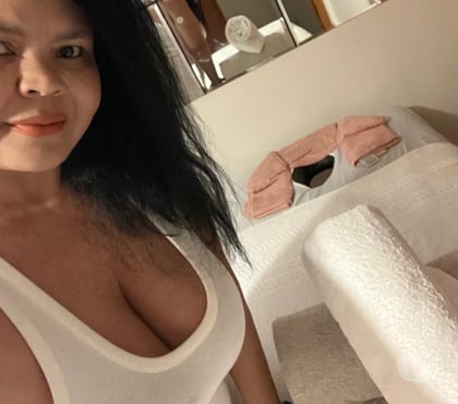  Escorts Inverness Highland - Photos for Massage🔝with hot oil🌼🌺🌸