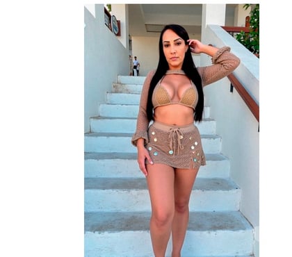 Photos for Mel Brazilian BIG 🍑