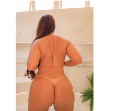 Photos for Mel Brazilian BIG 🍑