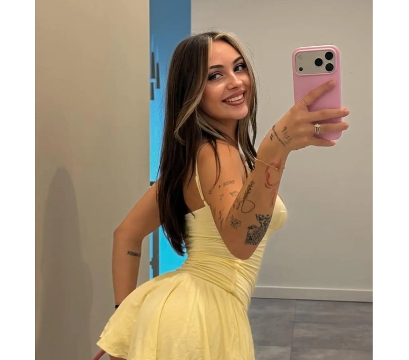 Escorts Ilford Station Redbridge - Photos for Colombian Emilia 🇨🇴 full service party 🥂