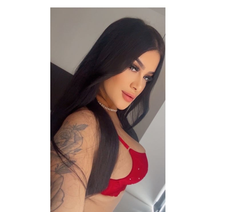 Escorts Brighton City Centre Brighton - Photos for Daphne 🇧🇷 party girl with big tits 🔥💋