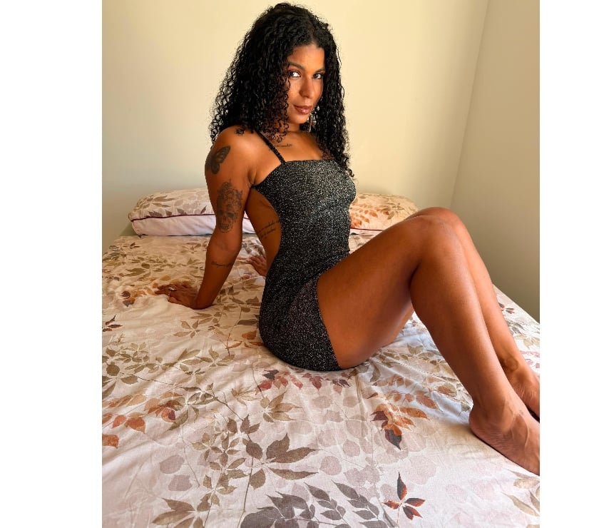  Escorts & Erotic Massage Stratford East London - Photos for 🇧🇷BEST CURLY BRUNNETE❤️🍾✨😘 PARTY