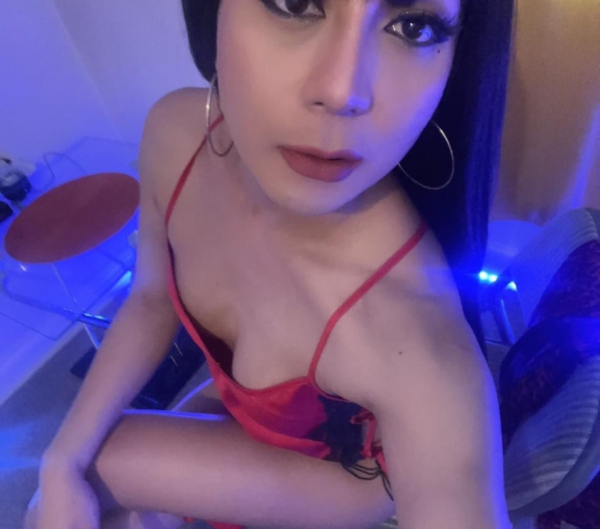 Transsexual Rochester Medway - Kent - Photos for Very Very Naughty Sexy Thai TS Ladyboy now in Town x