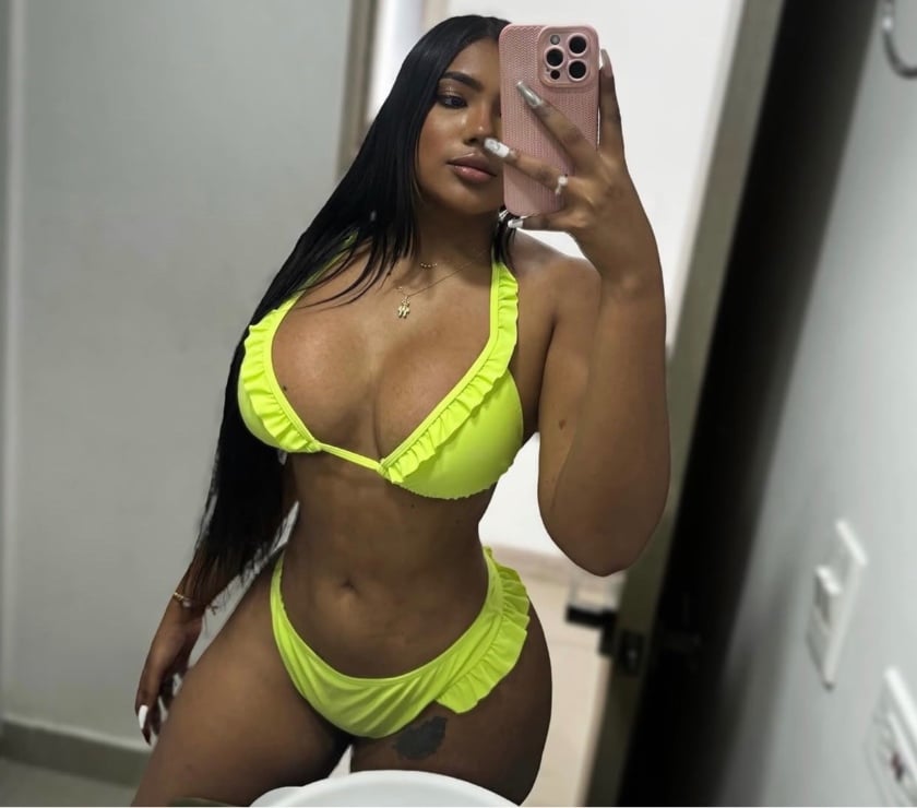 OWO Escorts Liverpool City Centre Liverpool - Photos for LAST DAY CASH ONLY SOFI WHATSAPP BEST OWO-KISS REAL