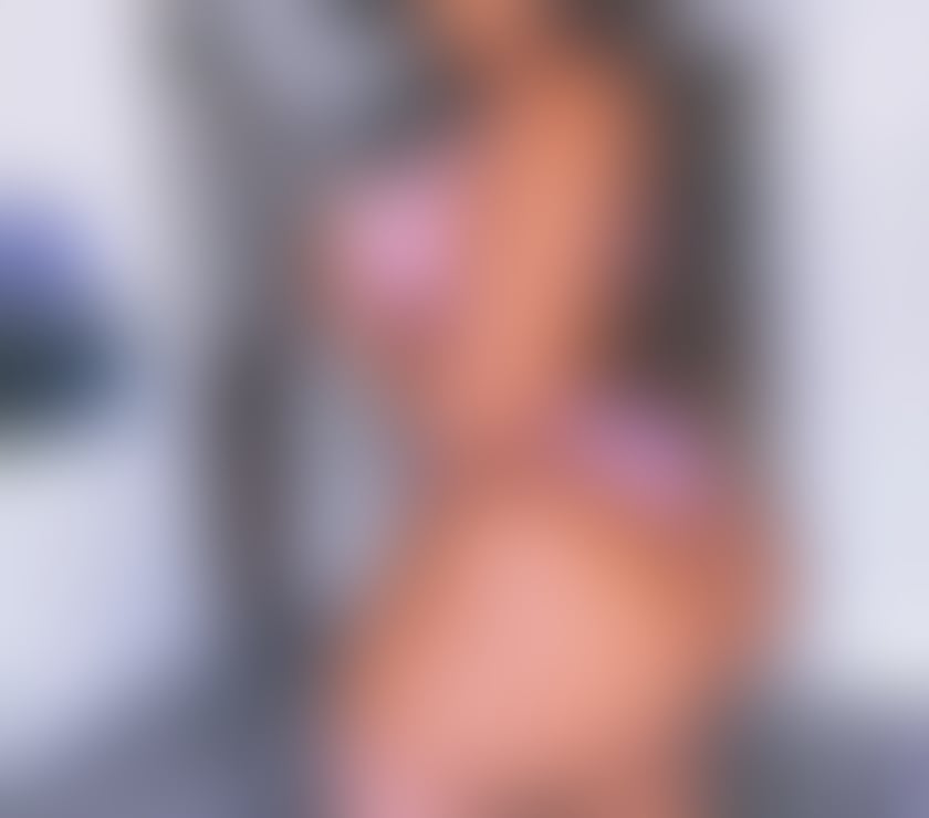 Escorts Clapton East London - Photos for Chocolate 🍫 LATINA GIRL 🇨🇴