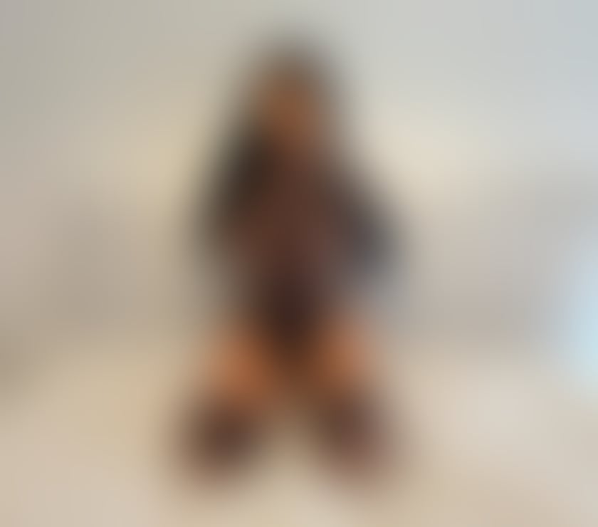 Escorts Newport City Centre Newport - Wales - Photos for SABRINA🍑BIG ASS 🥳BRUNETTE NYMPH 🩷🩷🩷