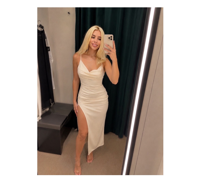 Julia Ferreira New in Town xx