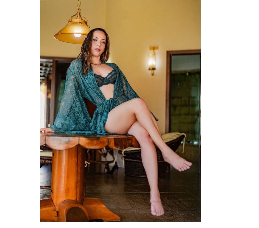 Escorts York City Centre York - Photos for Elena 🇧🇷Natural Beauty, Party 🥂