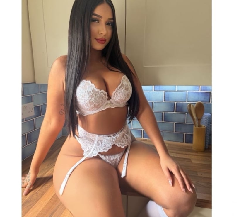 Escorts Suffolk East Suffolk - Photos for MELEK - PARTY GIRL WITH A BIG ASS