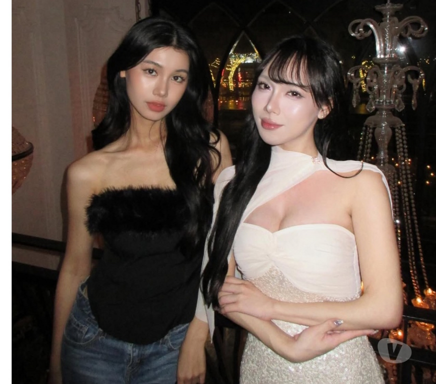 Escorts Hertfordshire Watford - Photos for Asian escort duo