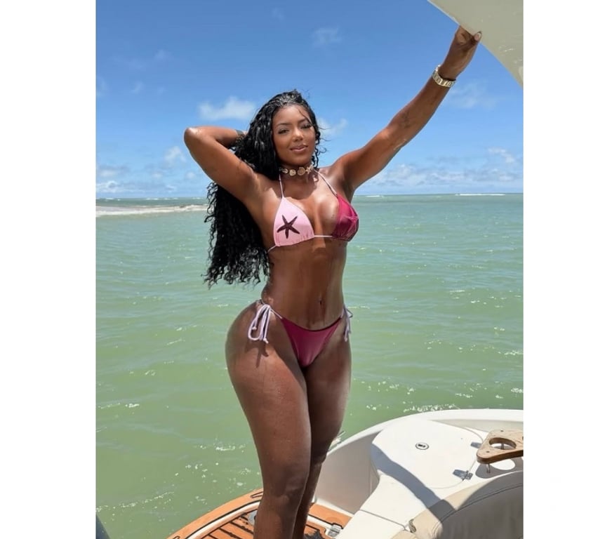 Escorts East London Bromley - East London - Photos for Lary Brazilian hot 🔥🍑🍫