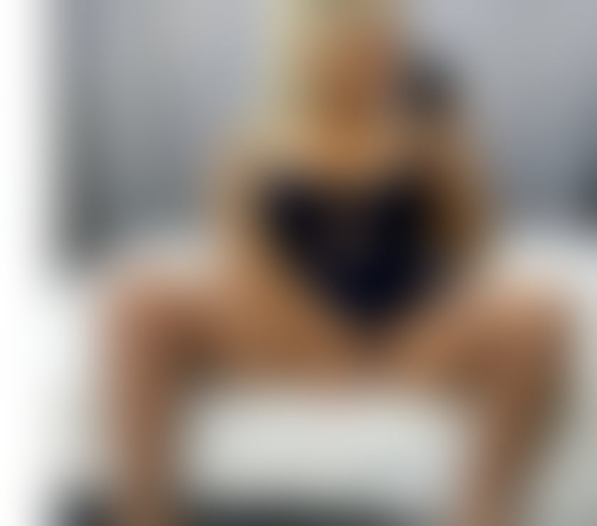  Escorts & Erotic Massage Preston City Centre Preston - Photos for BELLA💦 HOT CURVY PARTY-GIRL🥂OUTCAL TOYS🍭