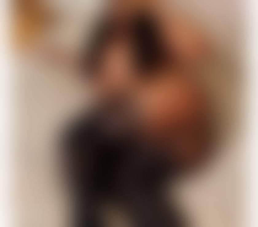 Escorts Renfrewshire Castlehead - Renfrewshire - Photos for EBONY CANDY 🍭 back in town CURVY 💋LOVE TO PARTY!!
