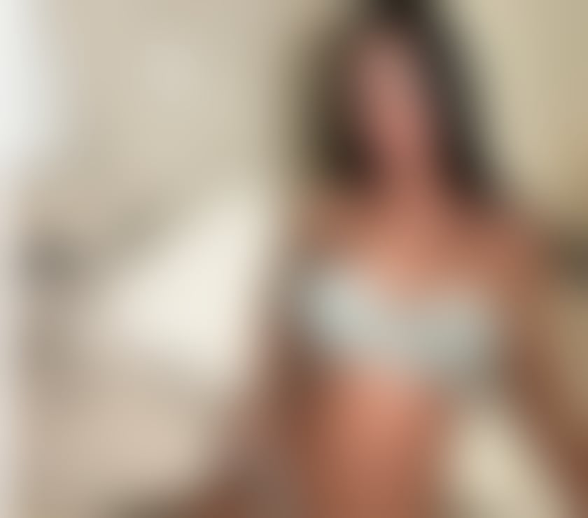 Escorts Kent Canterbury - Photos for 🔞Bombshell Party🥂Strap-on lovers?Domination ALEVEL💦