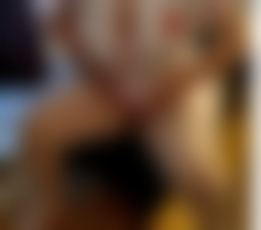 Escorts East London Havering - Photos for Hotwife . Milf Amanda