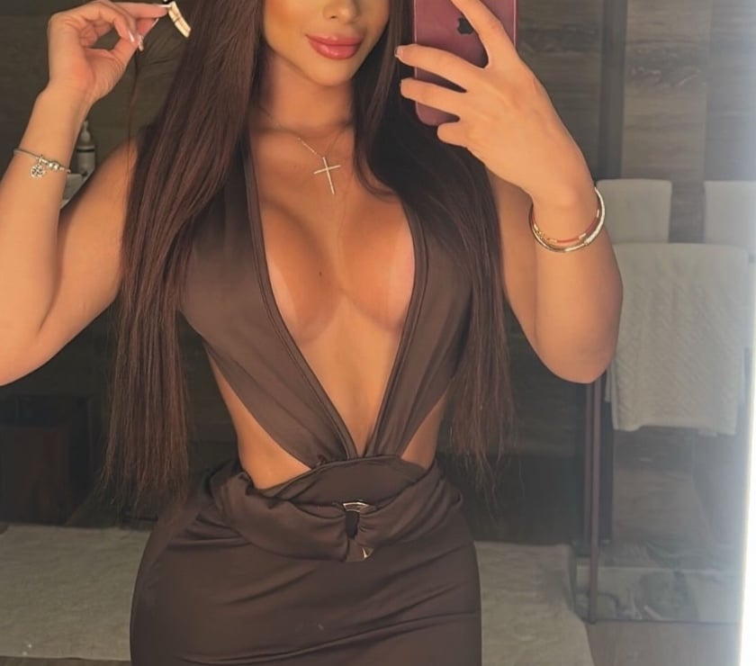  Escorts Whitechapel East London - Photos for POLLY🧡LATINA🧡✅WHATSAPP✅NEW