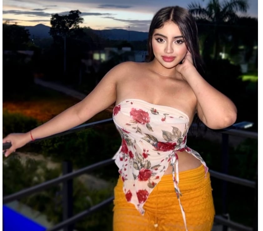 Escorts North London Enfield - Photos for Curvy latina💯real experience