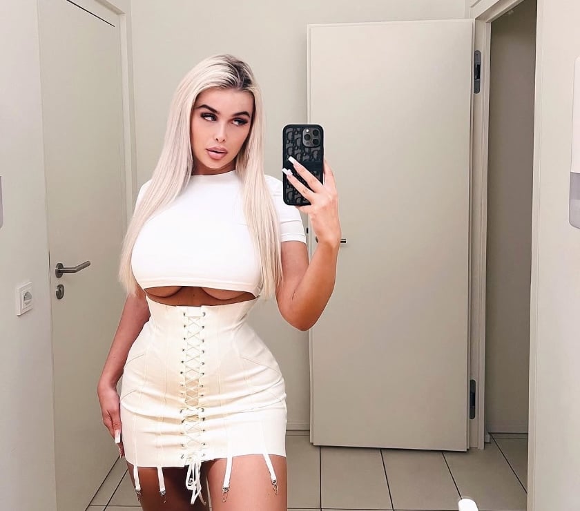 Escorts Essex Basildon - Photos for Big bunda💋new girl🔥🥳party