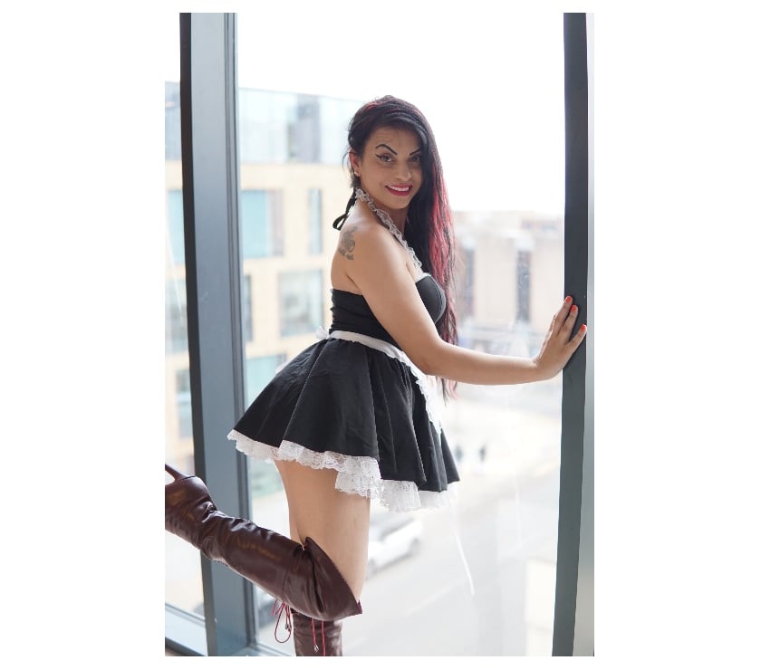 Escorts West London Ealing - West London - Photos for Sofia 100% real pics, party gir