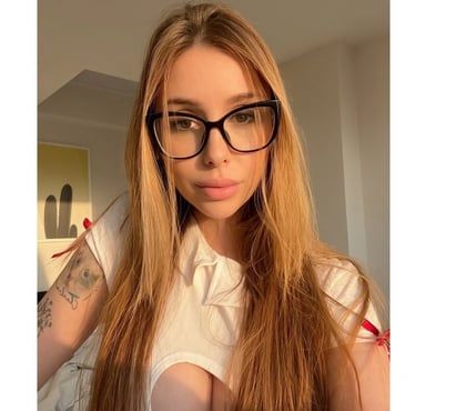 Photos for Rachel Top Girl 🫦❤️‍🔥
