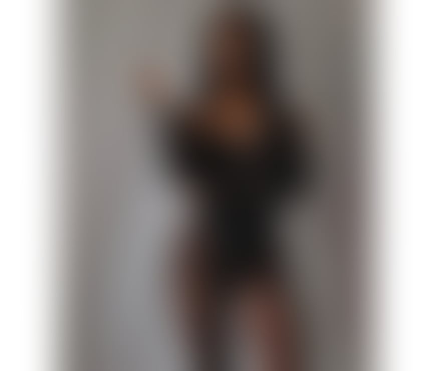 Karina new in town party girl Incall And Outcall